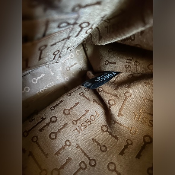 Fossil vintage purse, missing key - Picture 7 of 9